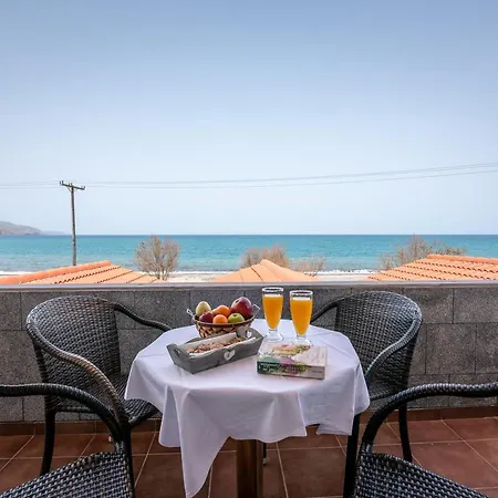 아파트 Agiazi Beachfront *