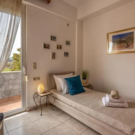 Apartmán Agiazi Beachfront *